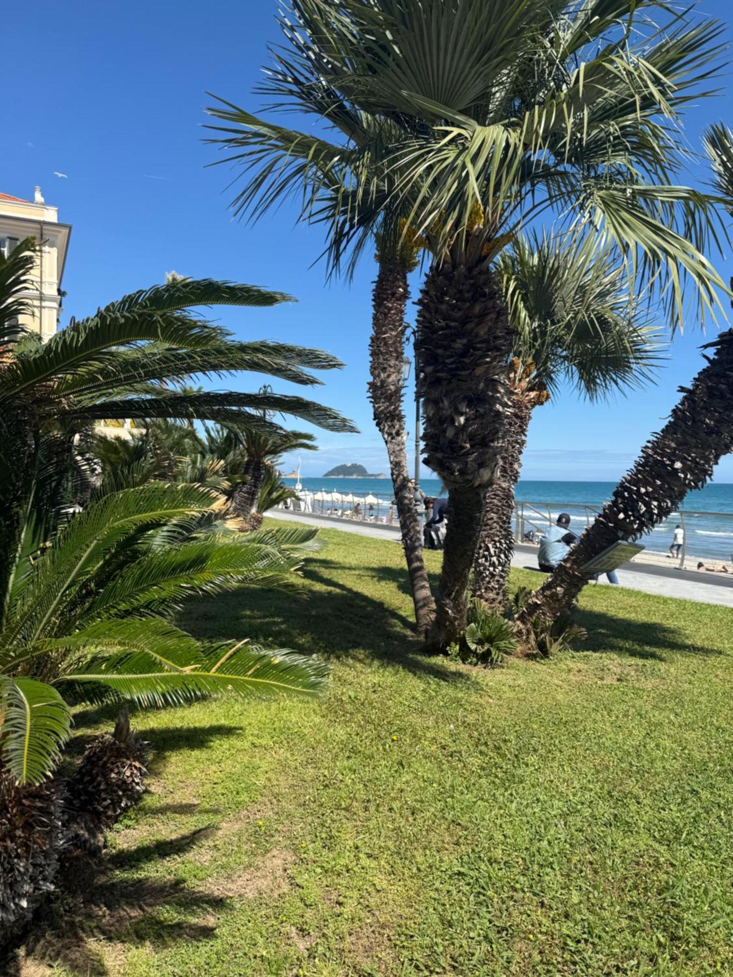 A Un Soffio Dal Mare -appartamento Ad Alassio